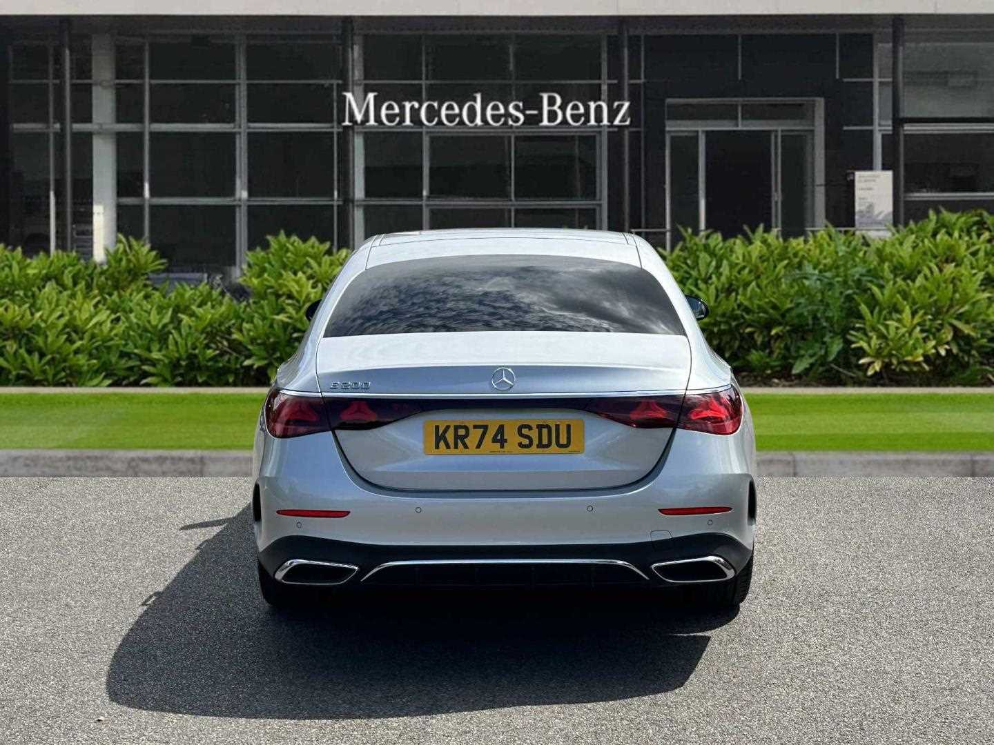 Used Mercedes-Benz E Class 2024 for sale - 76252198: Photo 12