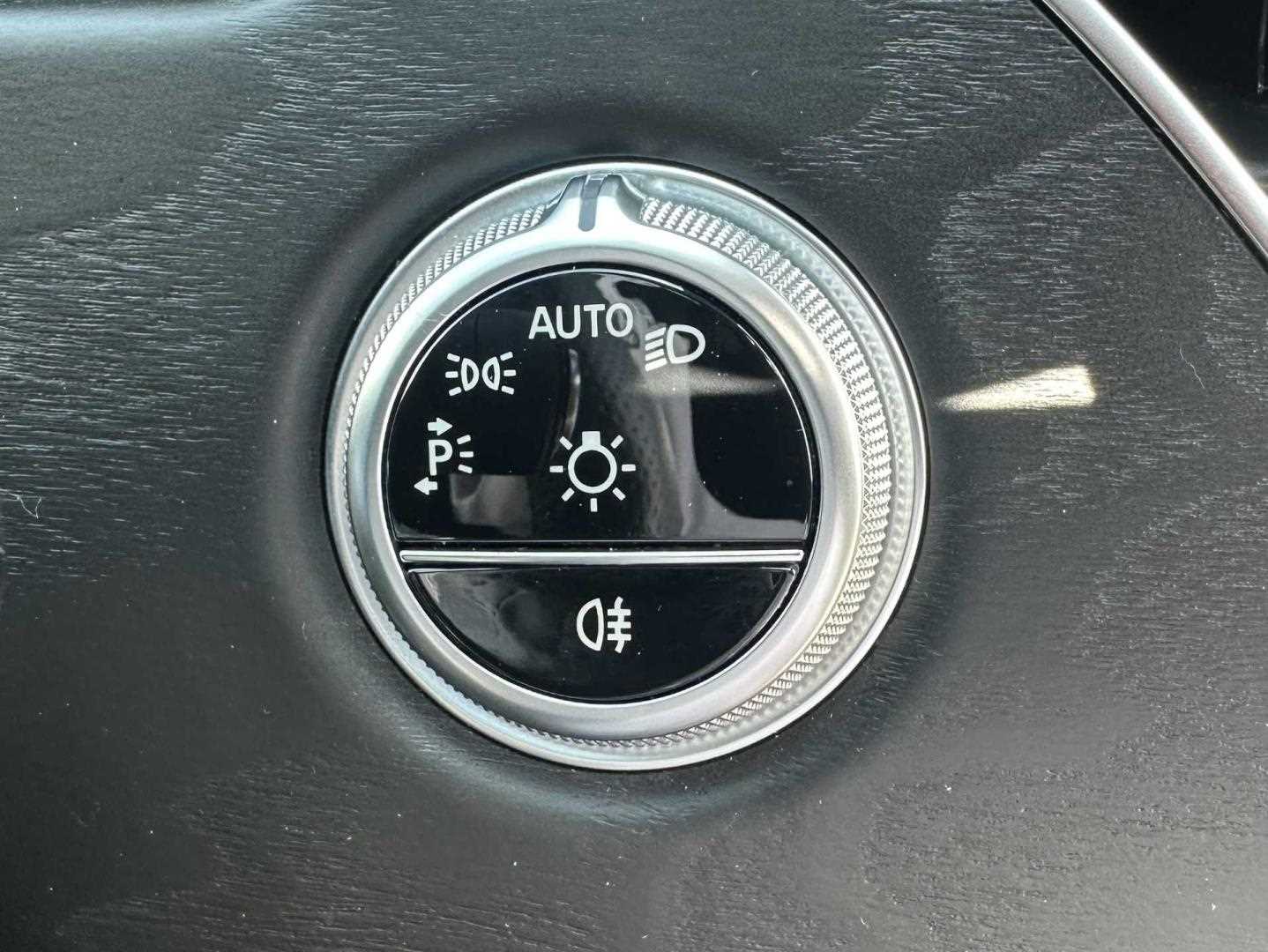 Used Mercedes-Benz E Class 2024 for sale - 76252198: Photo 25