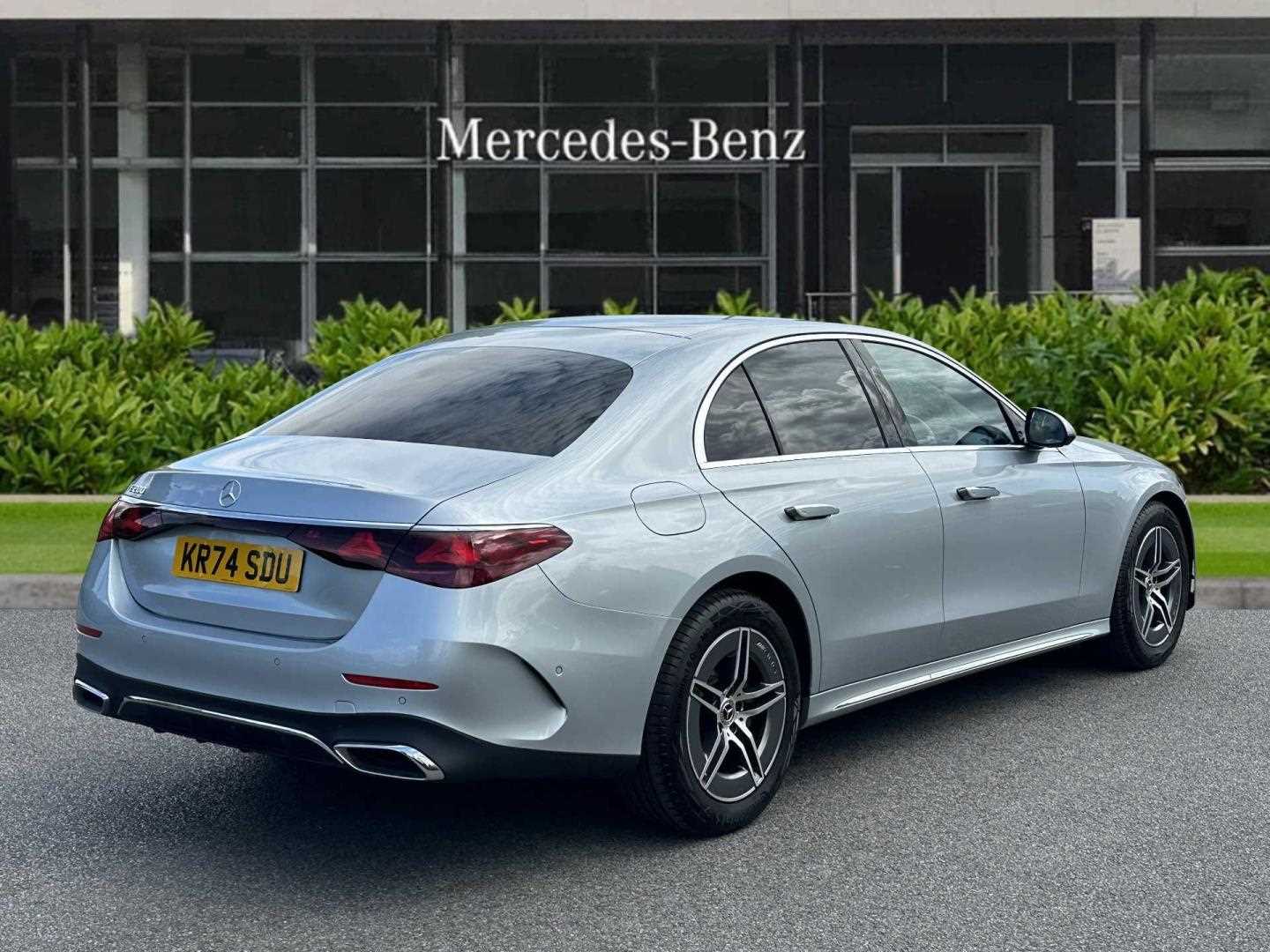 Used Mercedes-Benz E Class 2024 for sale - 76252198: Photo 8