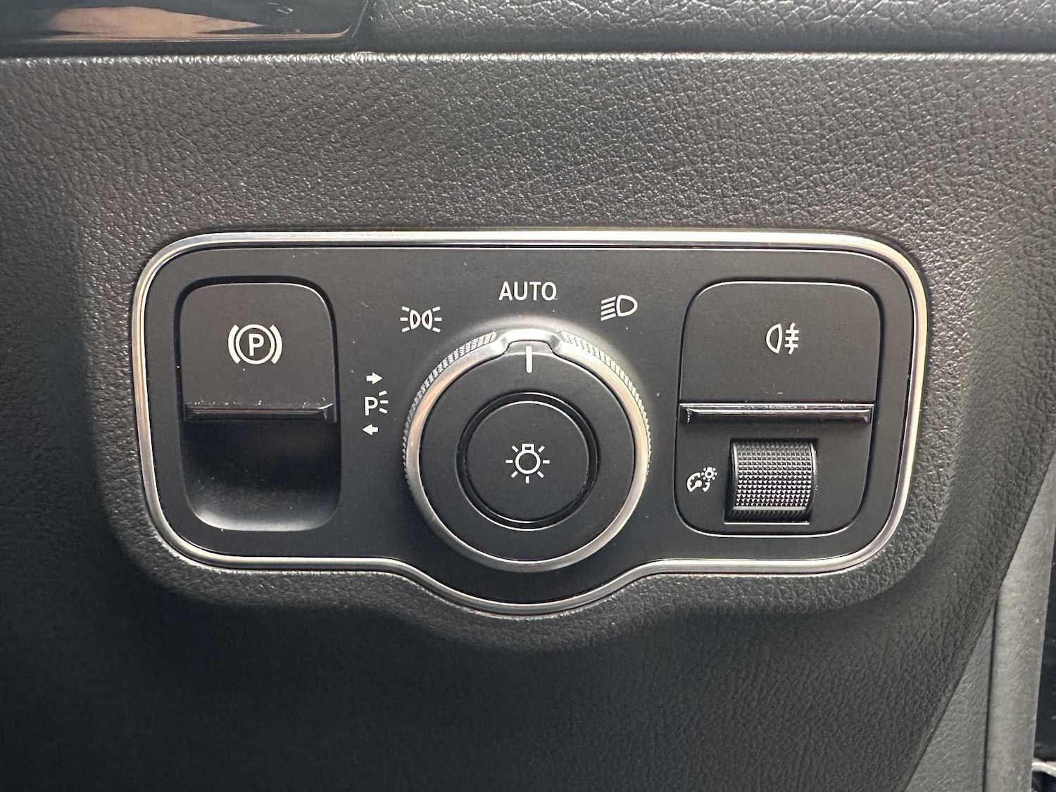 Used Mercedes-Benz EQA 2021 for sale - 76100614: Photo 26