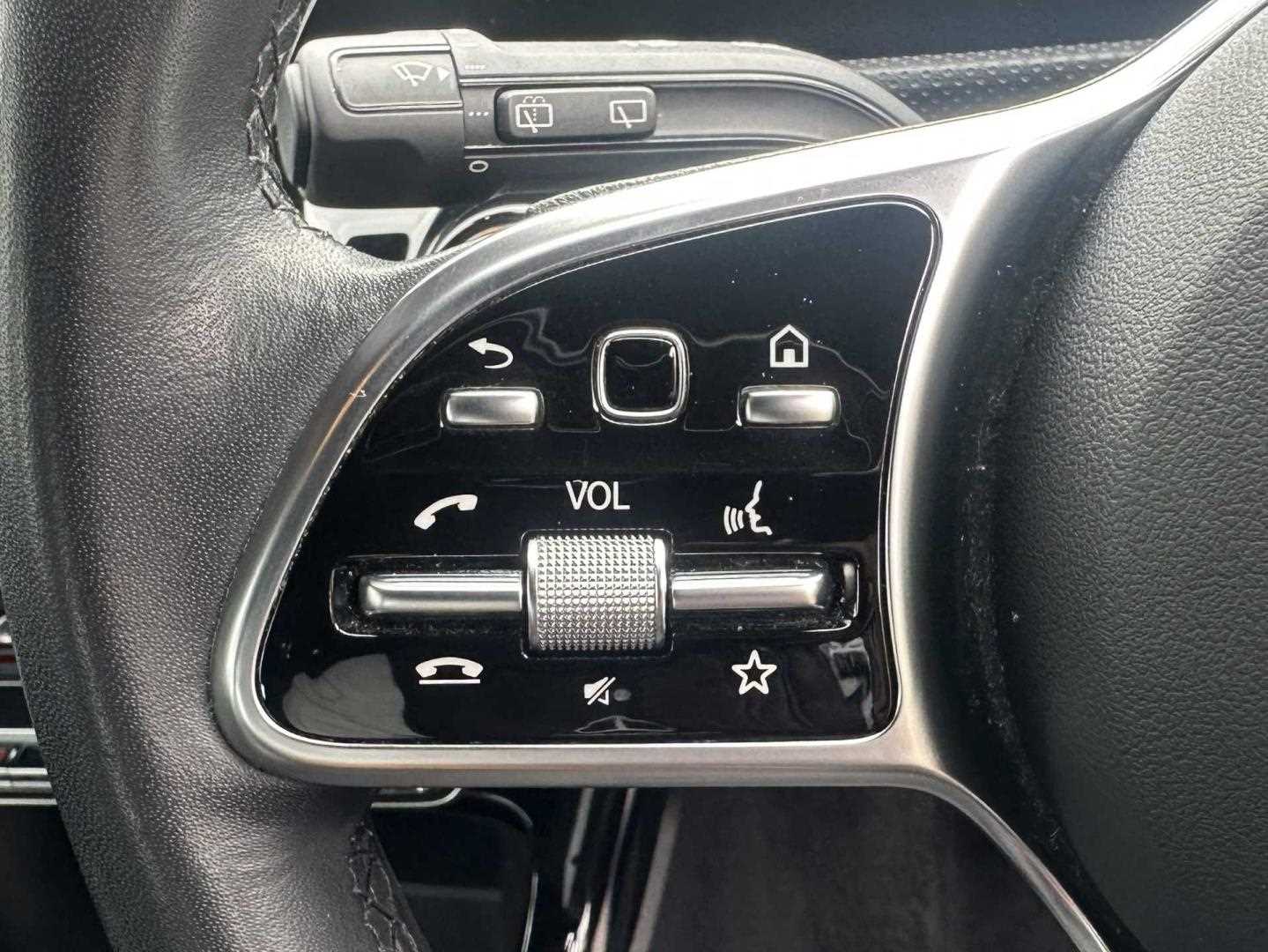 Used Mercedes-Benz A-Class 2018 for sale - 76587698: Photo 27