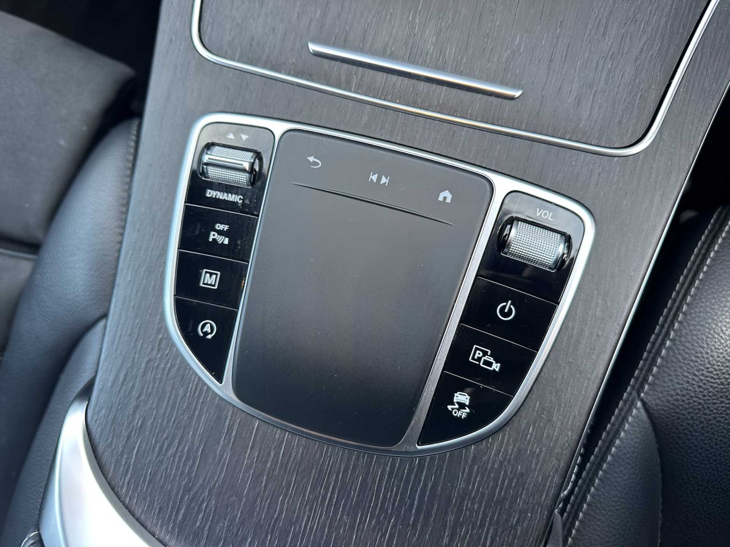 Used Mercedes-Benz GLC 2020 for sale - 76298309: Photo 33