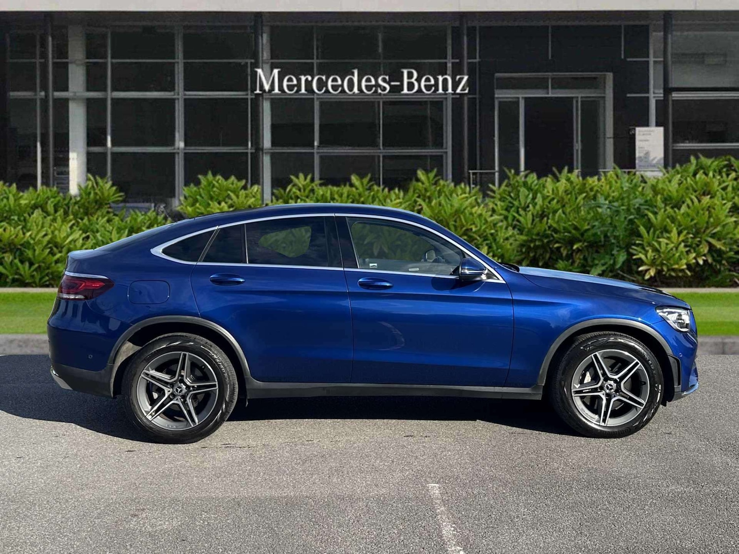 Used Mercedes-Benz GLC 2020 for sale - 76298309: Photo 4