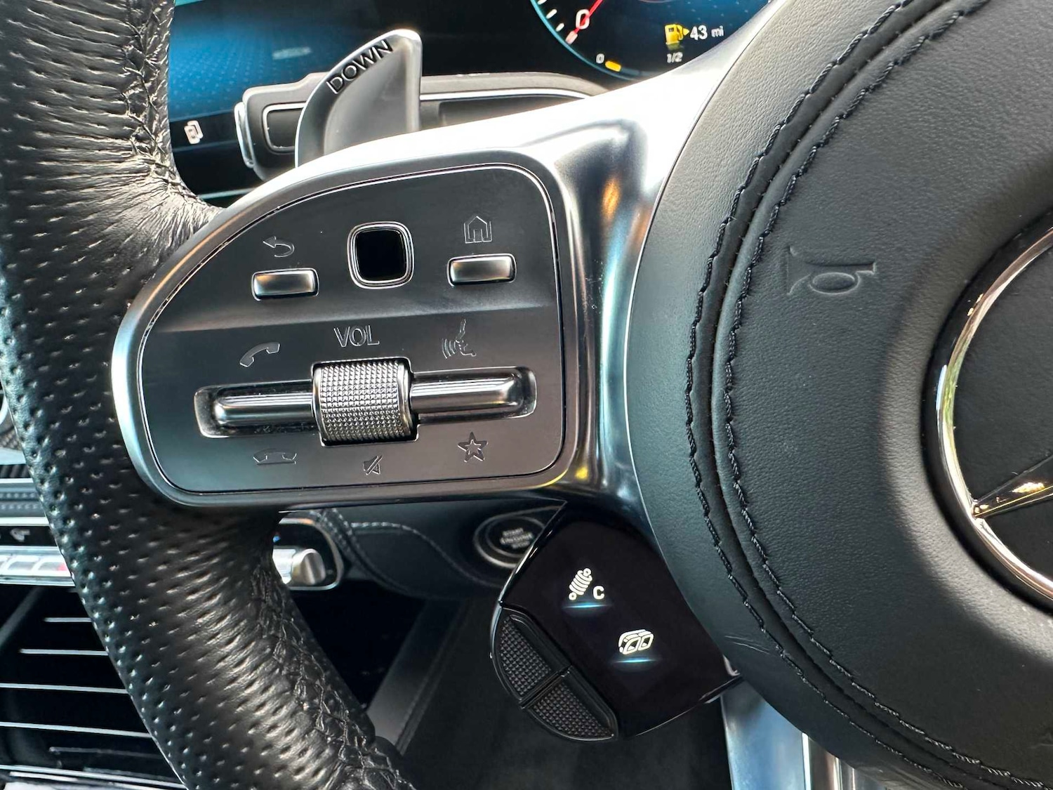 Used Mercedes-Benz GLE 2023 for sale - 76636658: Photo 29