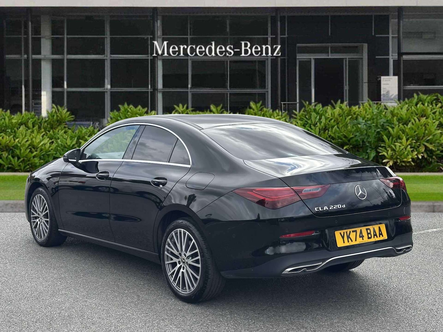 Used Mercedes-Benz CLA 2024 for sale - 76692032: Photo 2