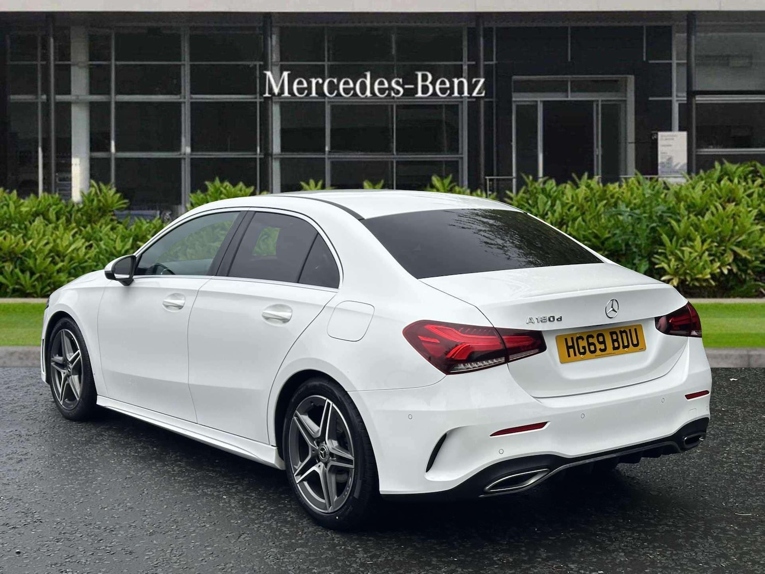 Used Mercedes-Benz A-Class 2019 for sale - 76125677: Photo 2