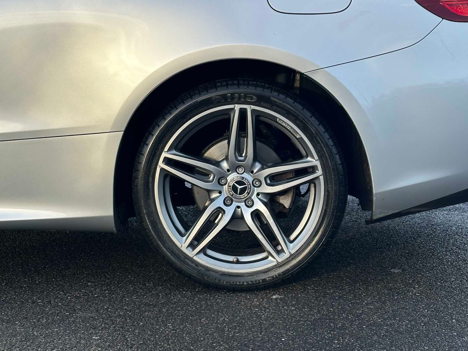 Used Mercedes-Benz E Class 2020 for sale - 76624632: Photo 11