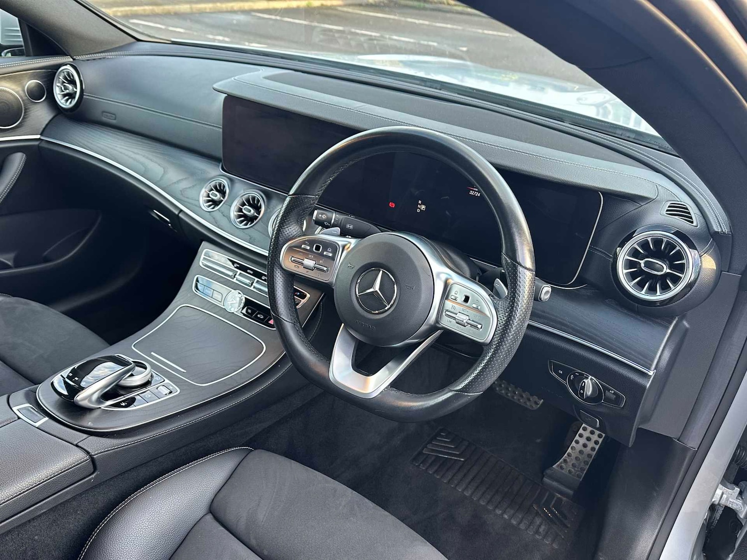 Used Mercedes-Benz E Class 2020 for sale - 76624632: Photo 14