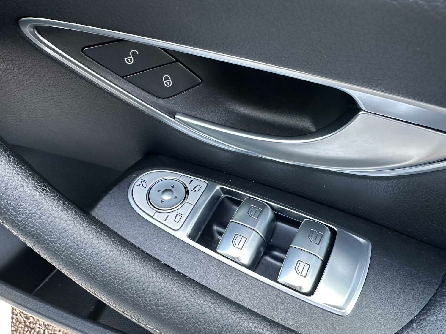 Used Mercedes-Benz E Class 2020 for sale - 76624632: Photo 23