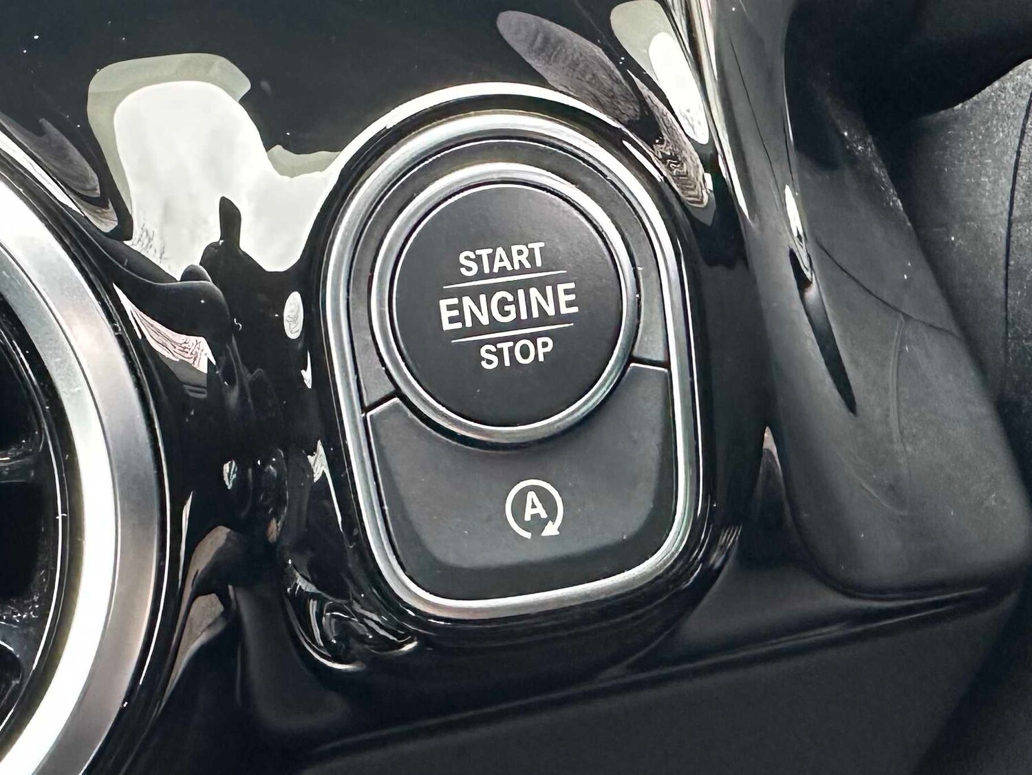 Used Mercedes-Benz GLA 2023 for sale - 77500217: Photo 31