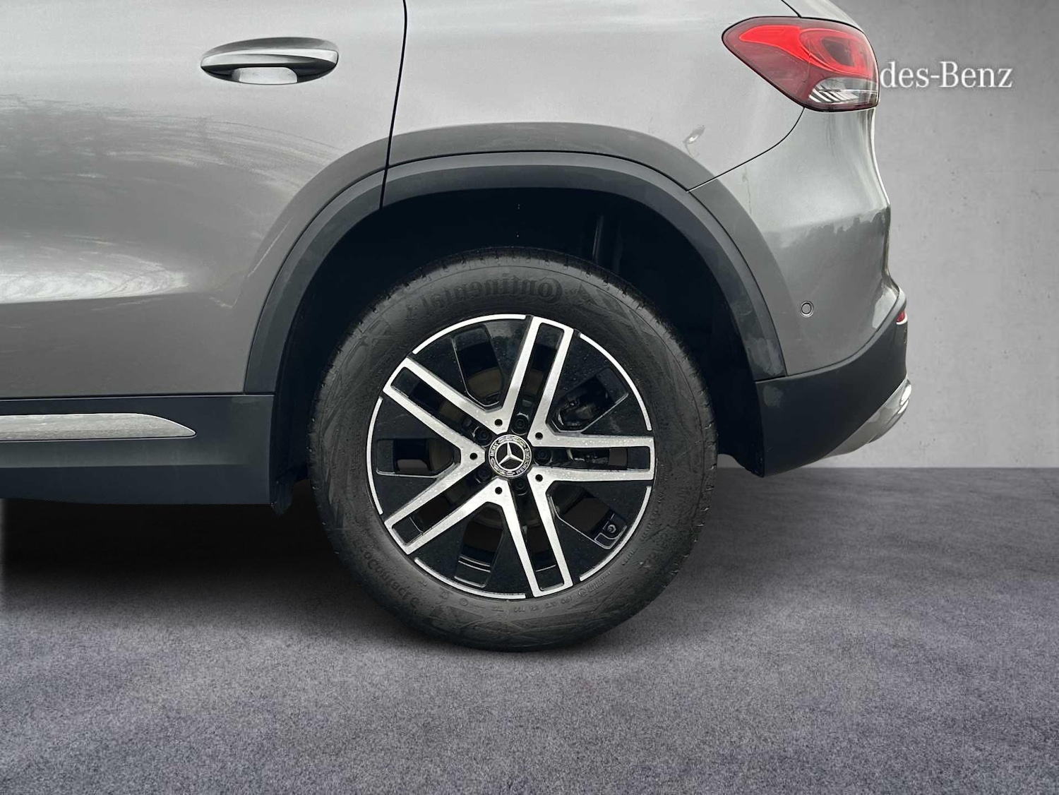 Used Mercedes-Benz GLA 2023 for sale - 77500217: Photo 9