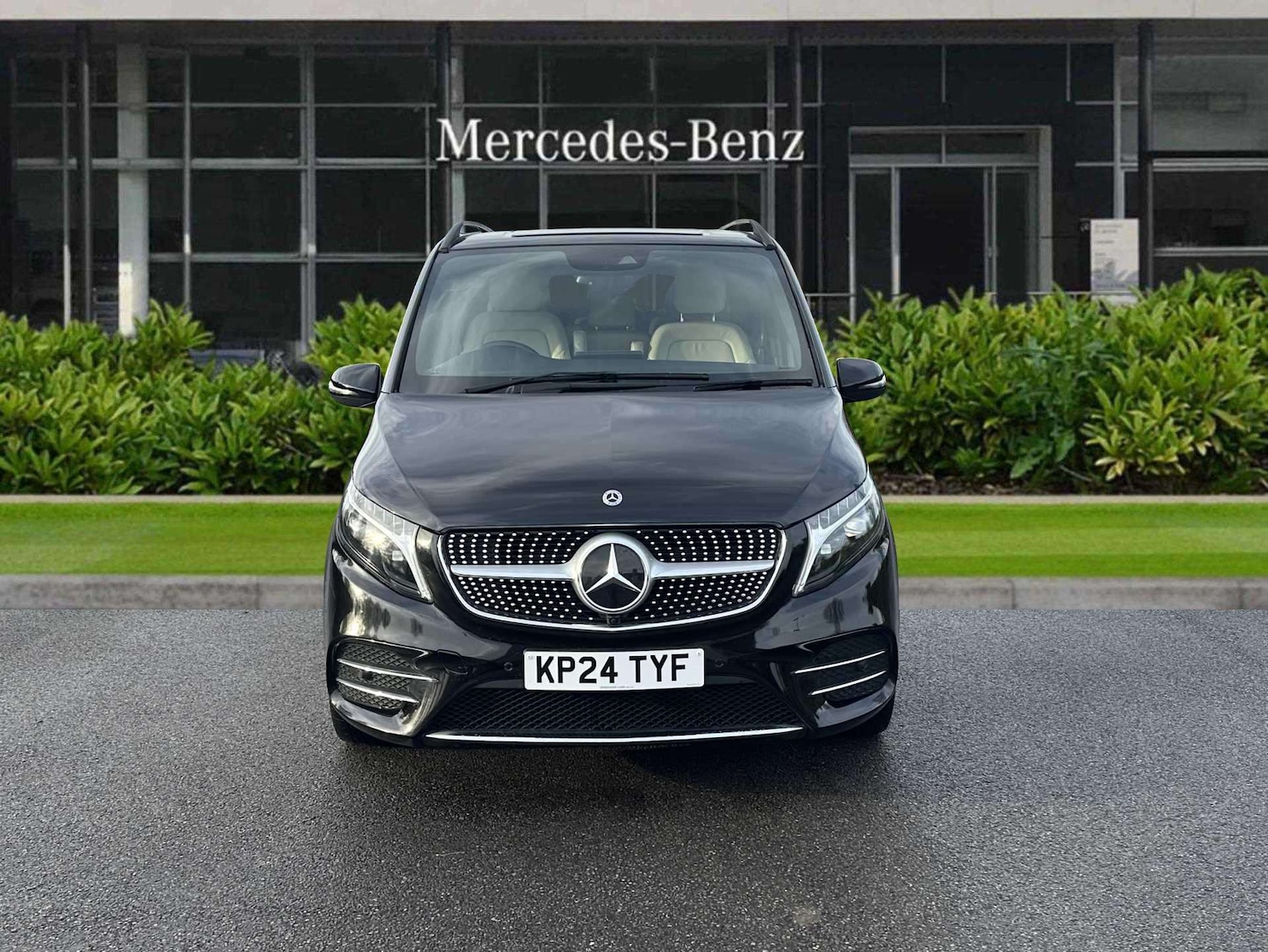 Used Mercedes-Benz V-Class 2024 for sale - 77076652: Photo 11