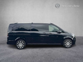 Used Mercedes-Benz V-Class 2025 for sale - 78564328: Photo