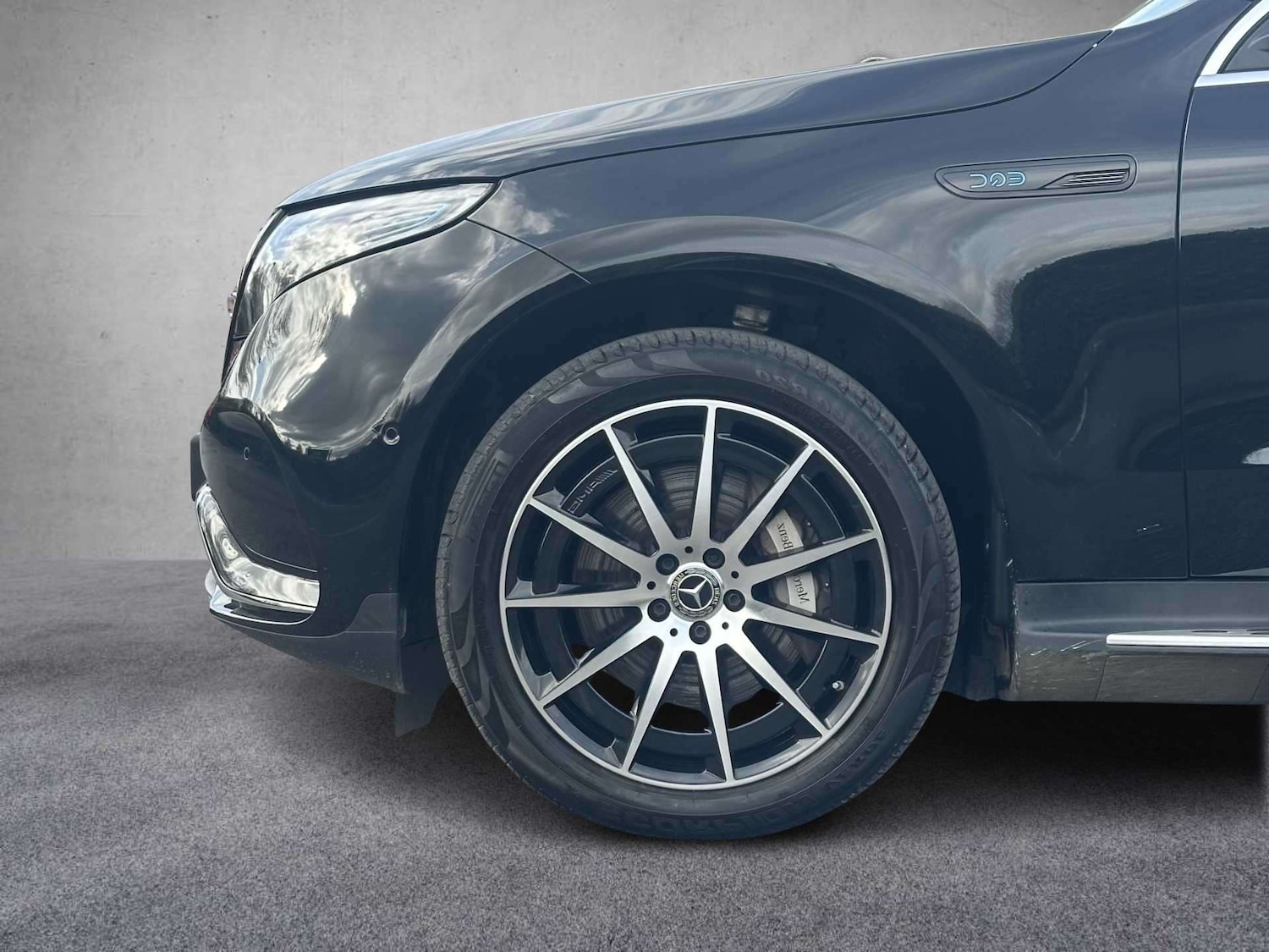 Used Mercedes-Benz EQC 2023 for sale - 77514452: Photo 7