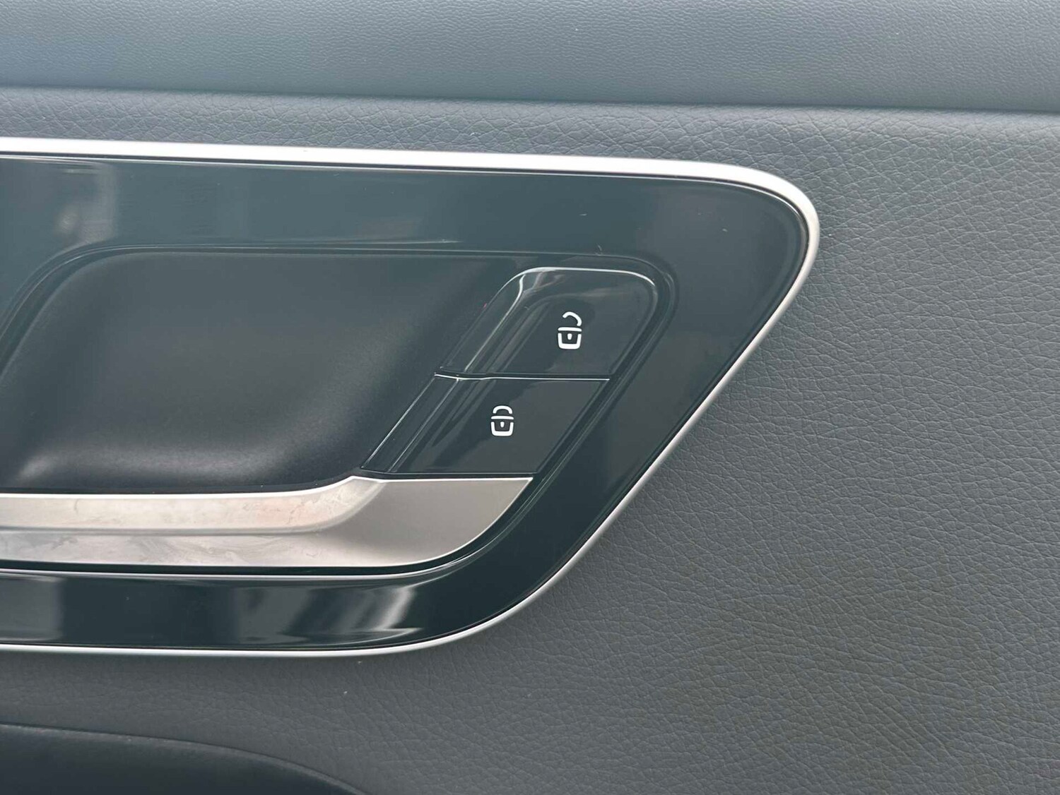 Used Mercedes-Benz GLC for sale - 77861116: Photo 23