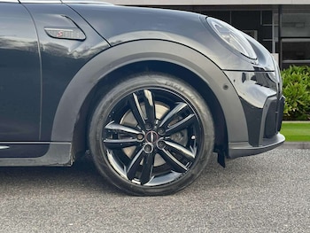 Used MINI Hatch 2024 for sale - 77333822: Photo