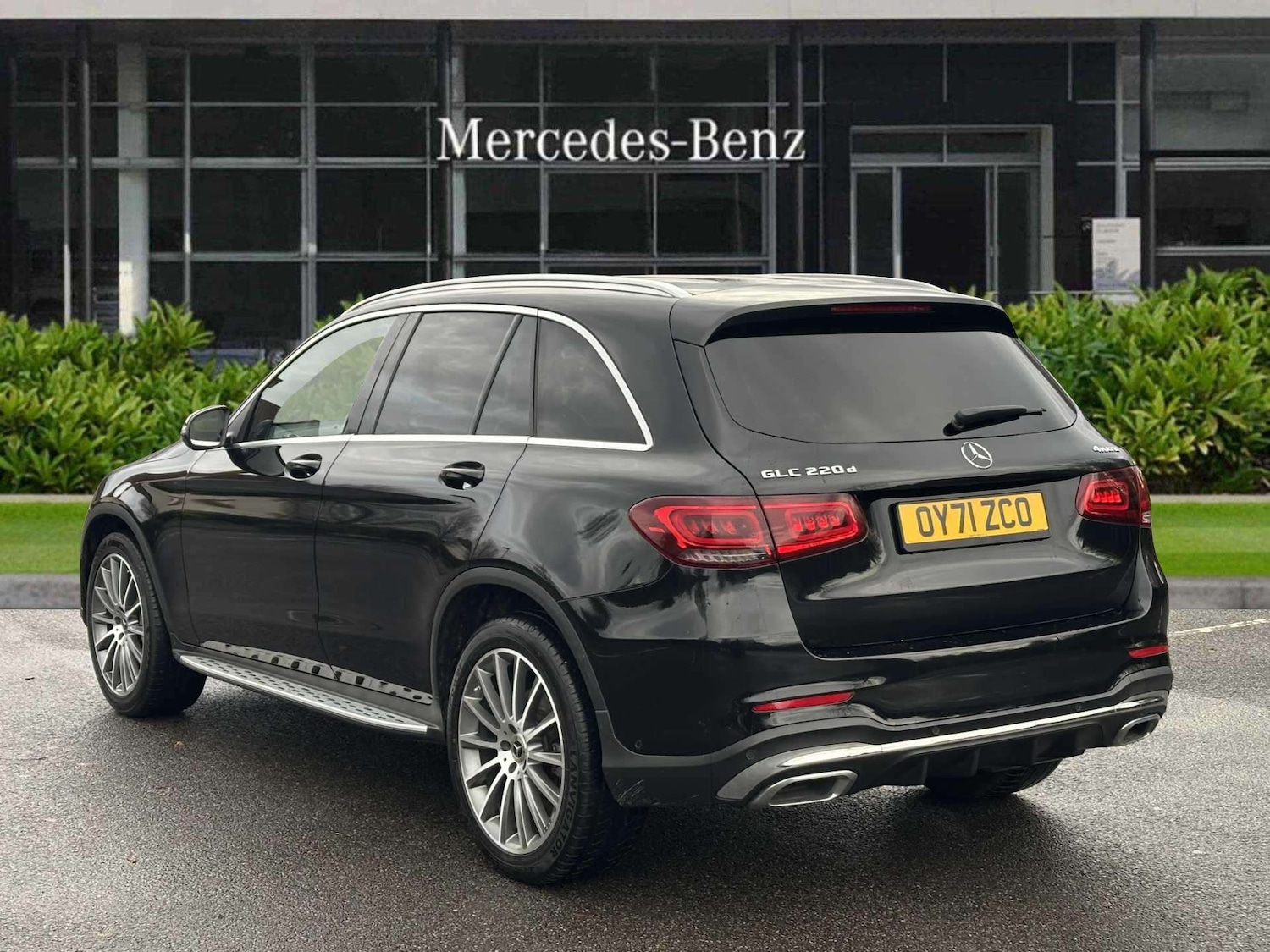 Used Mercedes-Benz GLC 2021 for sale - 76842840: Photo 2