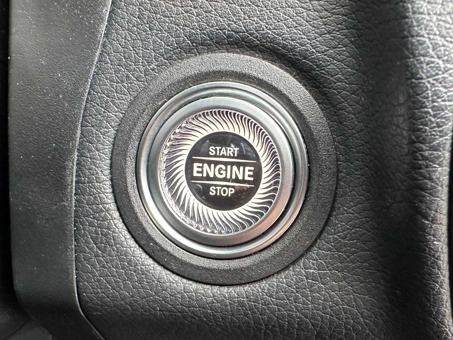 Used Mercedes-Benz GLC 2021 for sale - 76842840: Photo 27