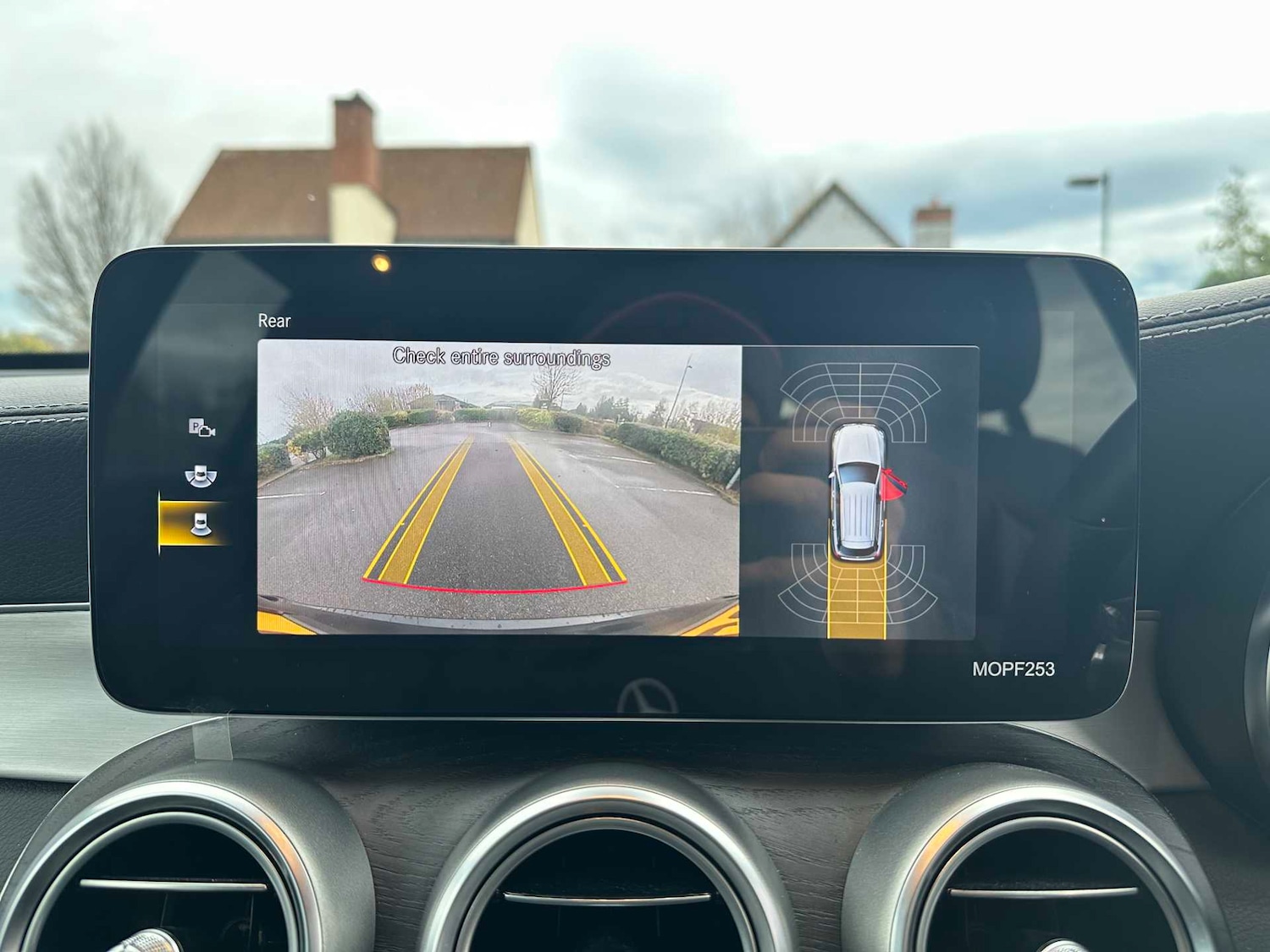 Used Mercedes-Benz GLC 2021 for sale - 76842840: Photo 34