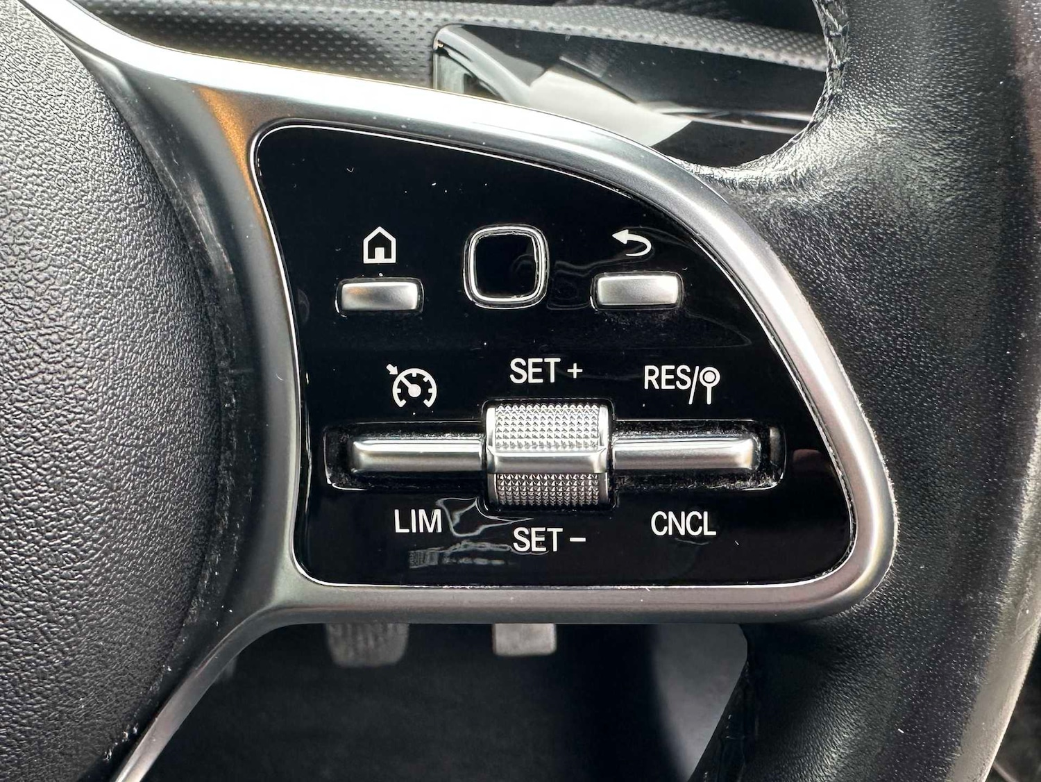 Used Mercedes-Benz A-Class 2019 for sale - 77914155: Photo 25