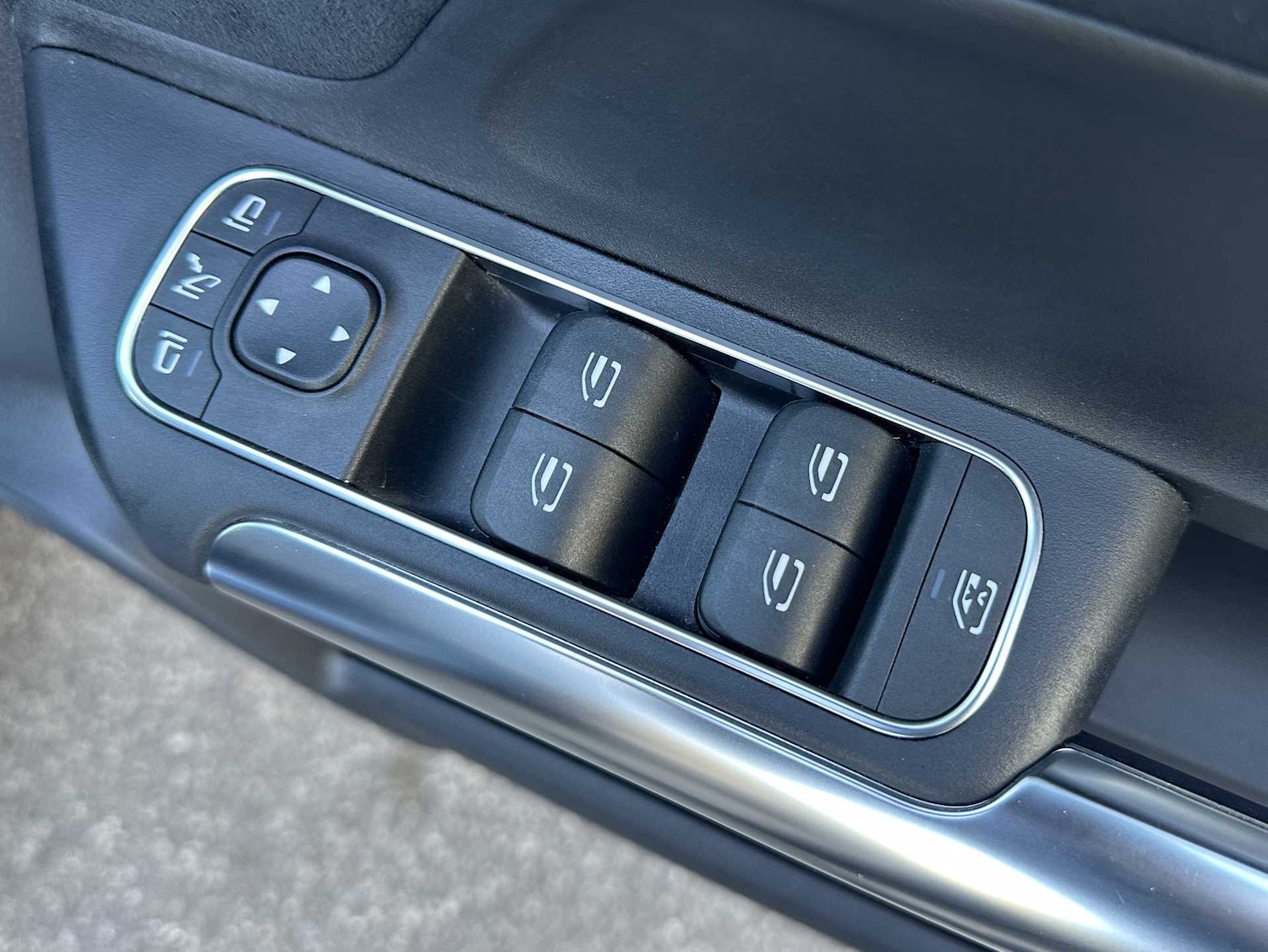 Used Mercedes-Benz EQA 2022 for sale - 76329245: Photo 24