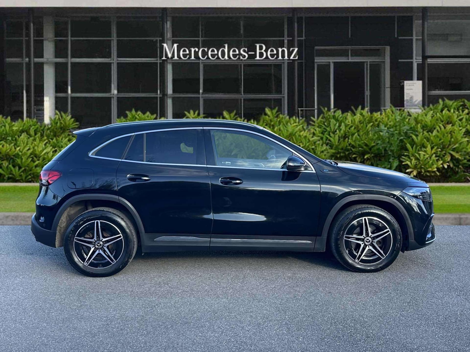 Used Mercedes-Benz EQA 2022 for sale - 76329245: Photo 4