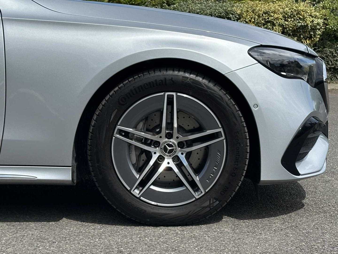 Used Mercedes-Benz E Class 2024 for sale - 77294224: Photo 3