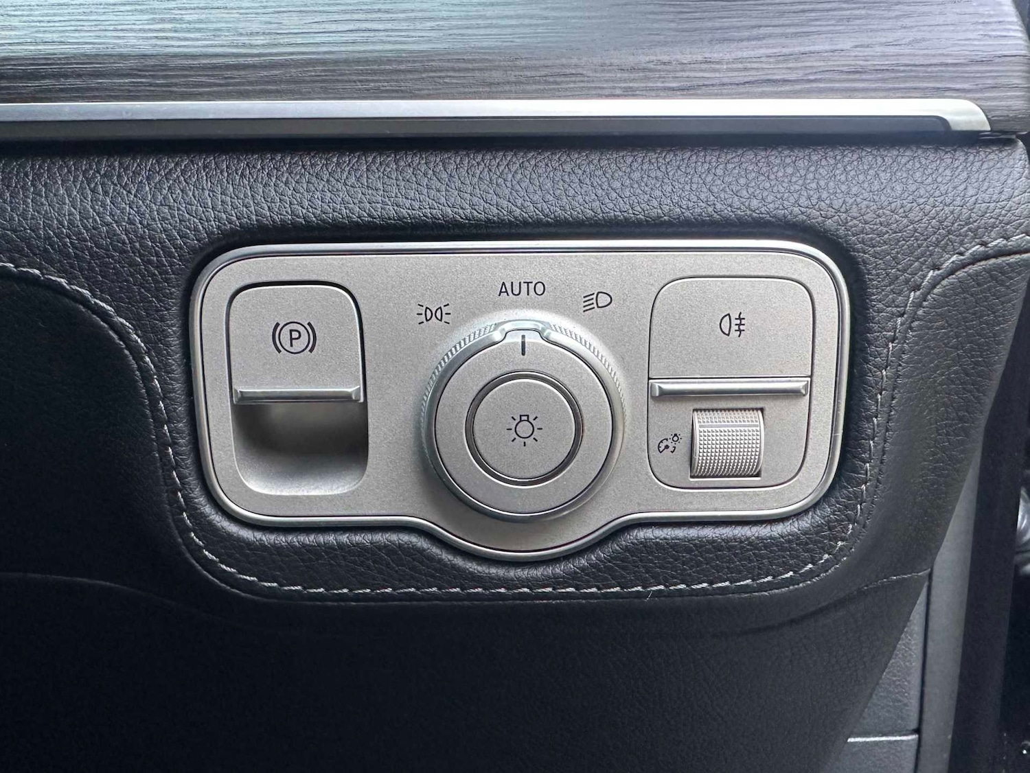 Used Mercedes-Benz GLE 2024 for sale - 76373664: Photo 27