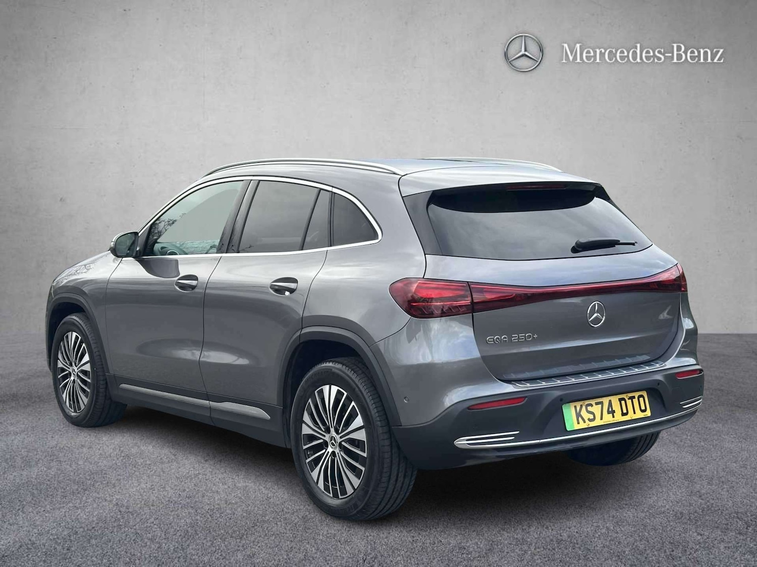 Used Mercedes-Benz EQA 2024 for sale - 77472526: Photo 2