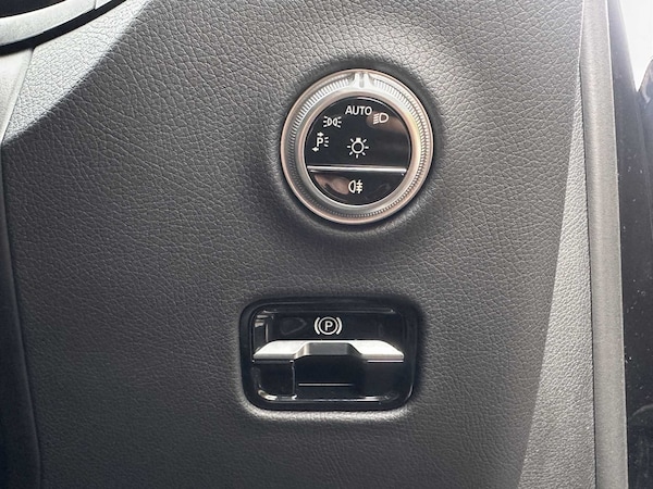 Used Mercedes-Benz GLC 2024 for sale - 76249025: Photo 26