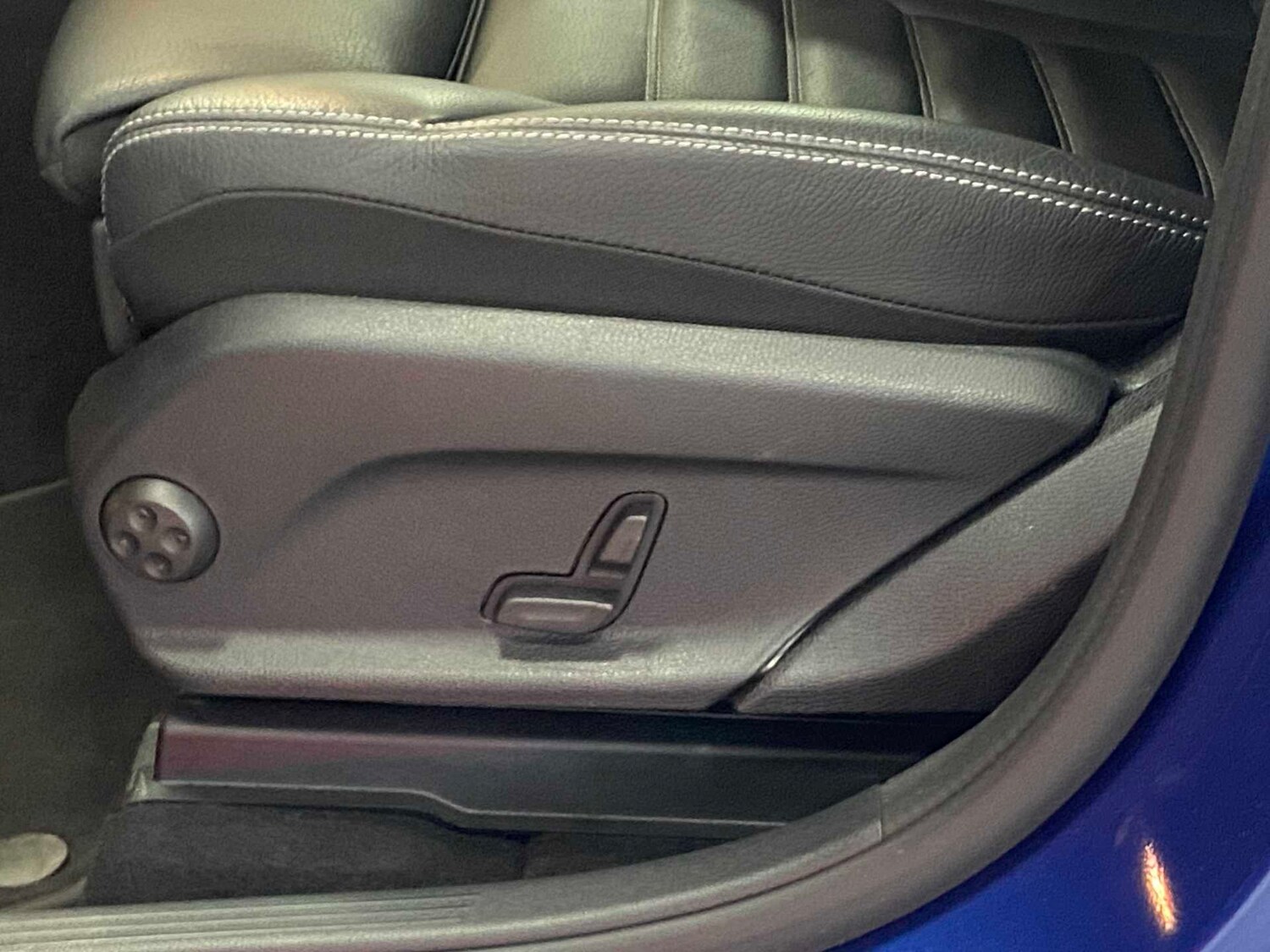 Used Mercedes-Benz GLC 2022 for sale - 77500263: Photo 23