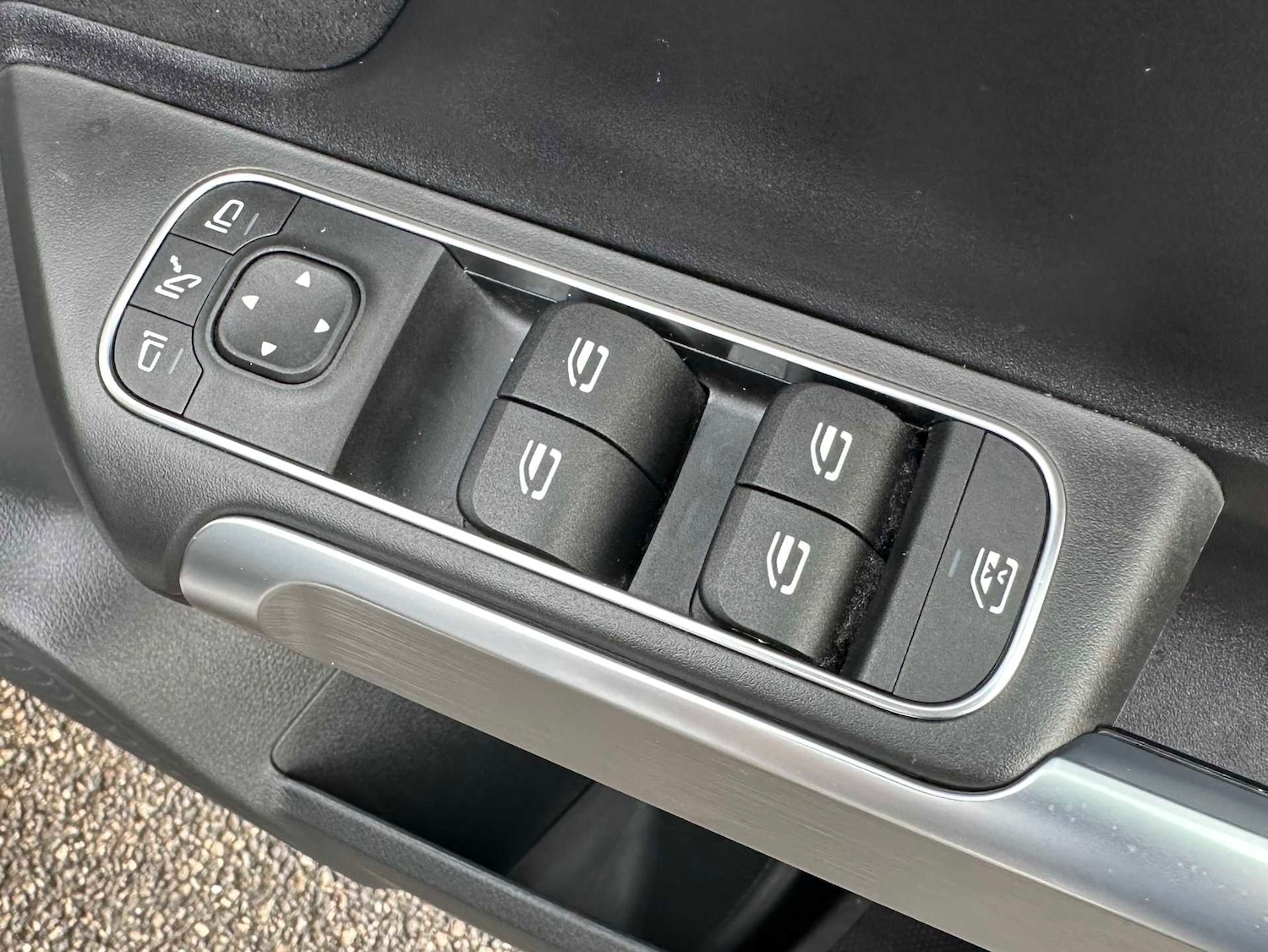 Used Mercedes-Benz GLB 2023 for sale - 76373793: Photo 24