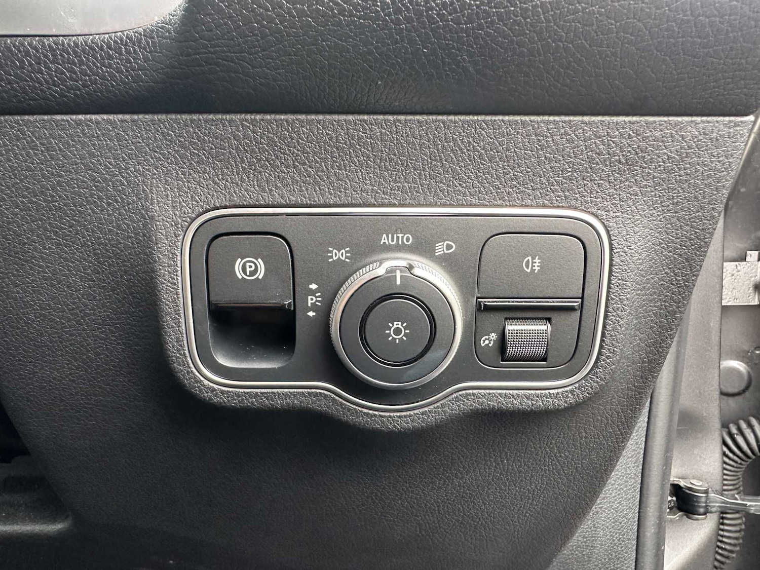 Used Mercedes-Benz GLB 2023 for sale - 76373793: Photo 26