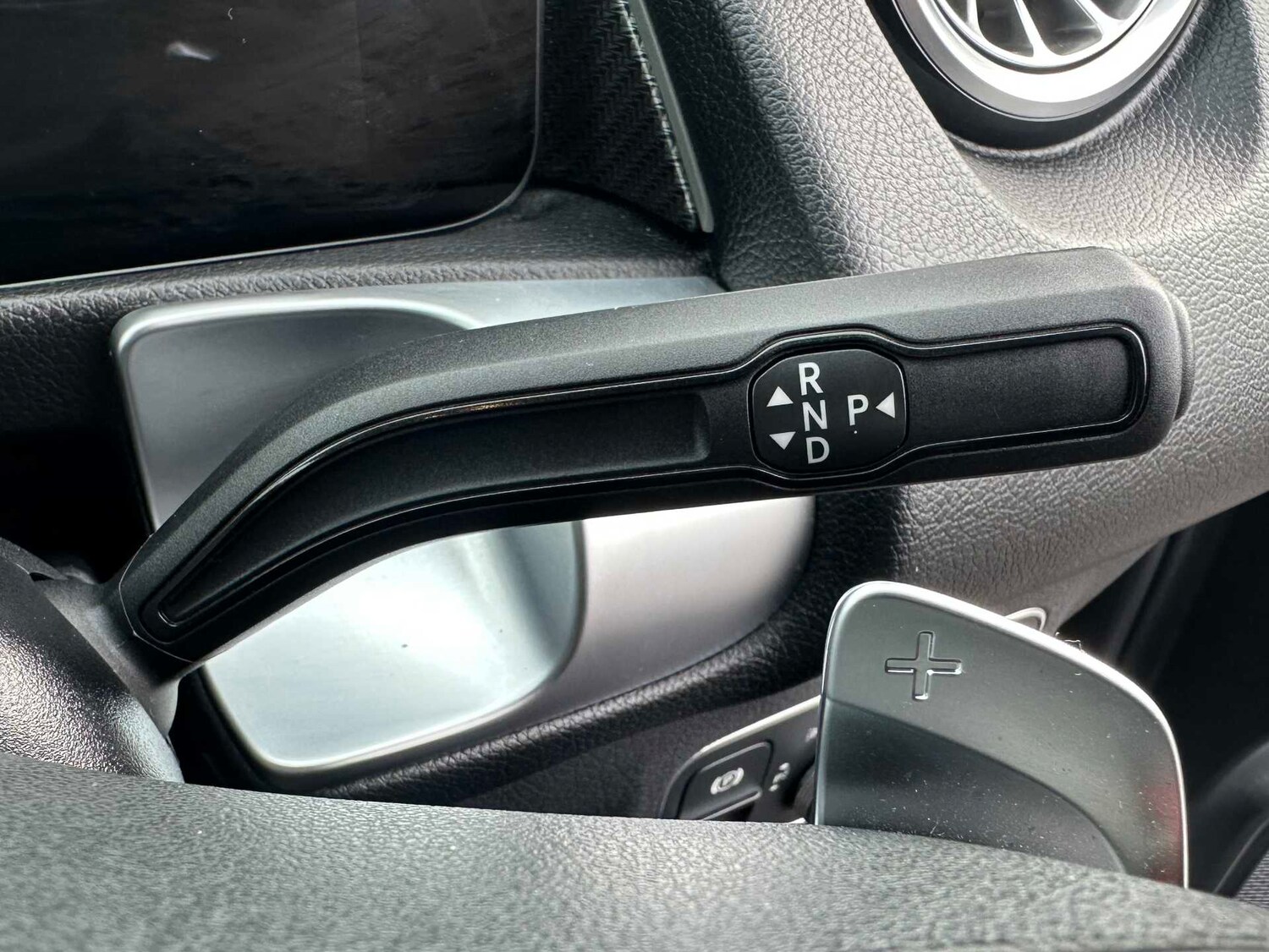 Used Mercedes-Benz GLB 2023 for sale - 76373793: Photo 27