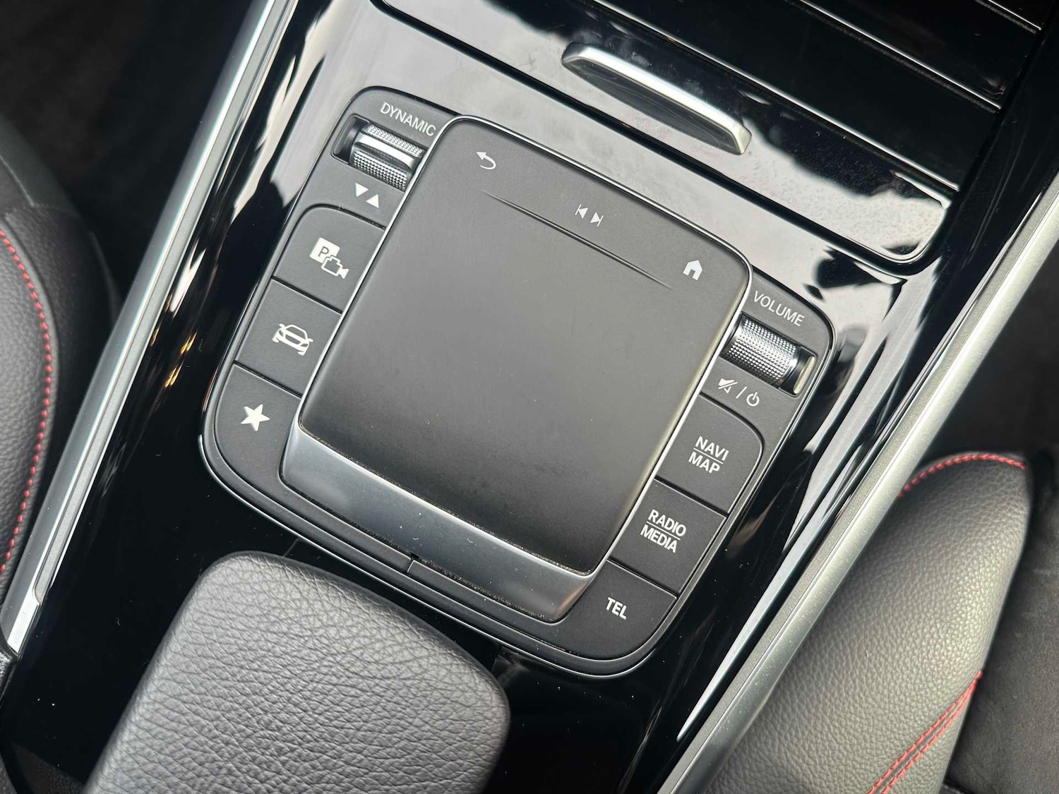 Used Mercedes-Benz GLB 2023 for sale - 76373793: Photo 33