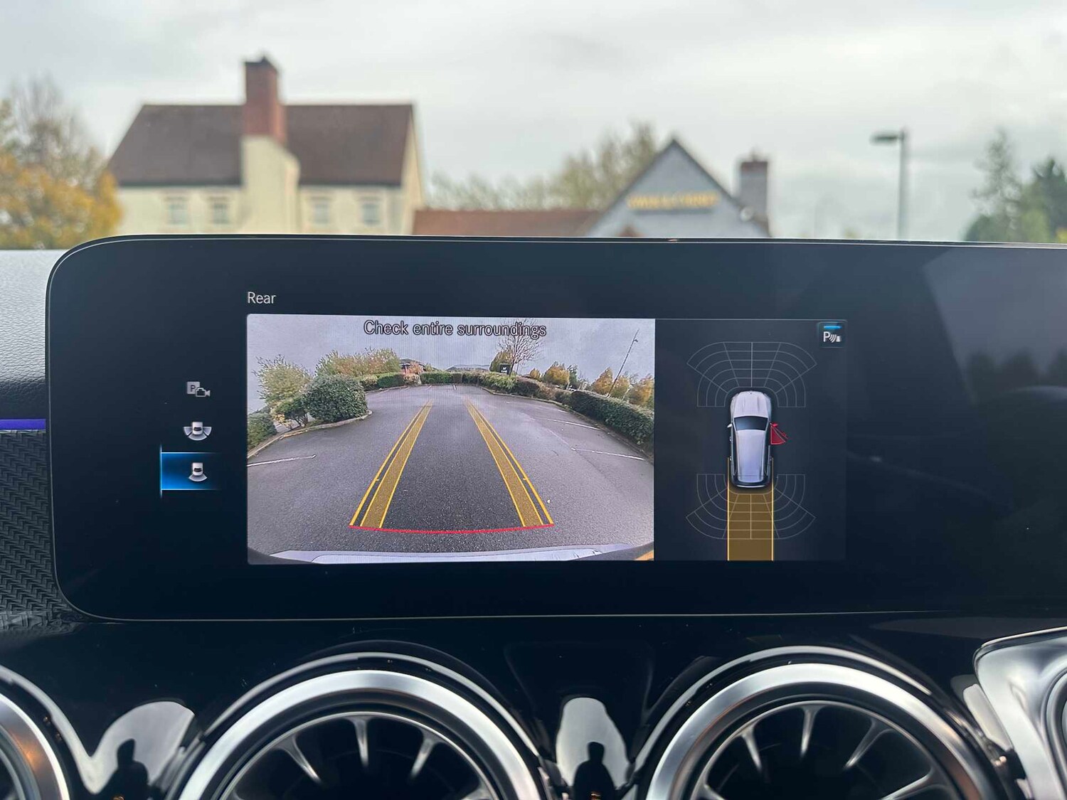 Used Mercedes-Benz GLB 2023 for sale - 76373793: Photo 34