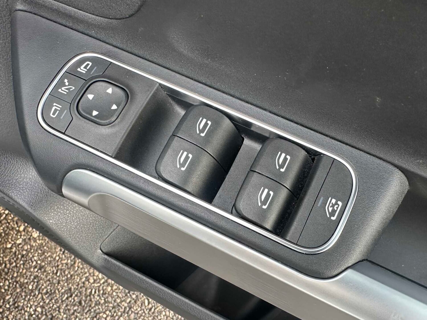 Used Mercedes-Benz EQB 2022 for sale - 76435723: Photo 24