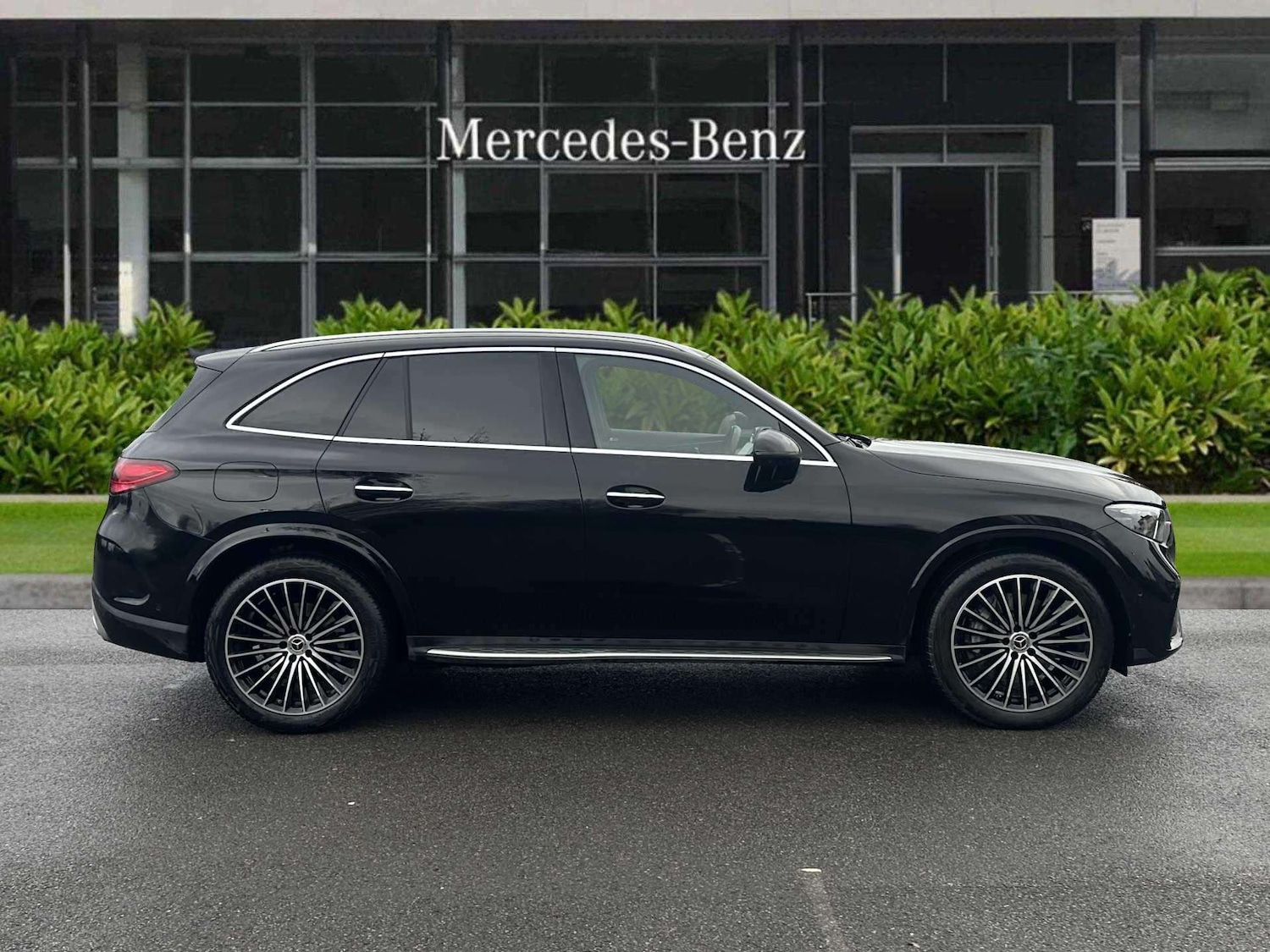 Used Mercedes-Benz GLC 2024 for sale - 77123528: Photo 4