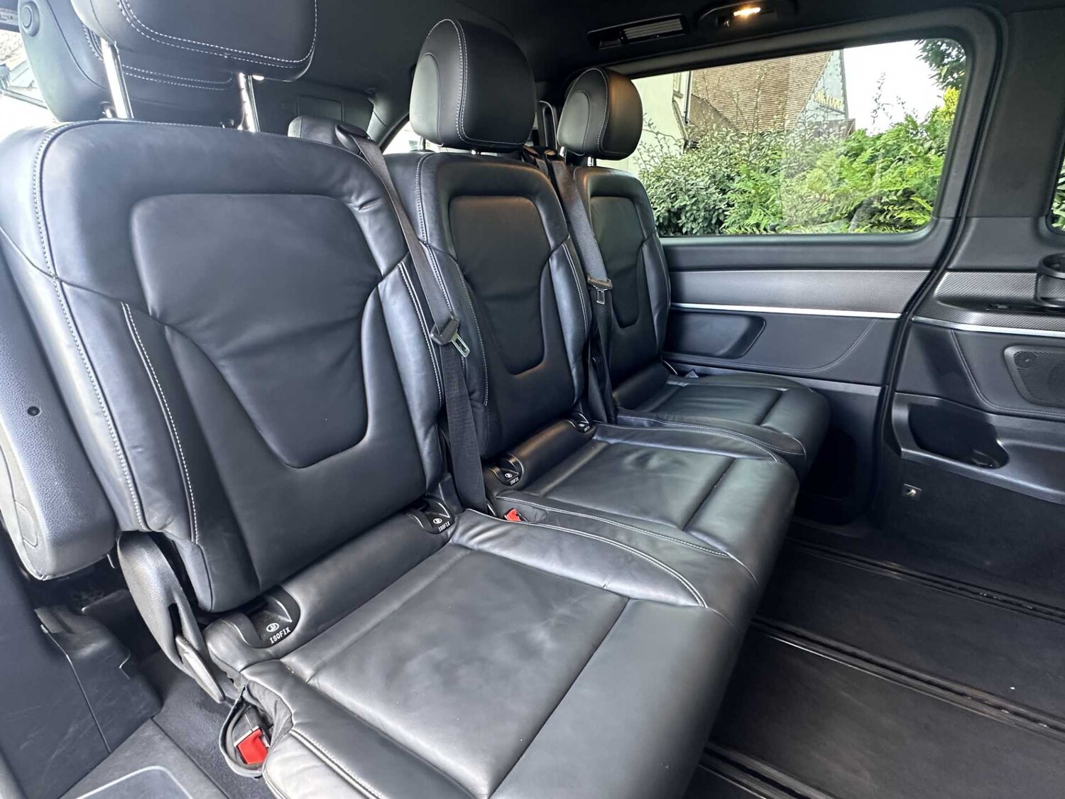 Used Mercedes-Benz V-Class 2023 for sale - 75818816: Photo 17