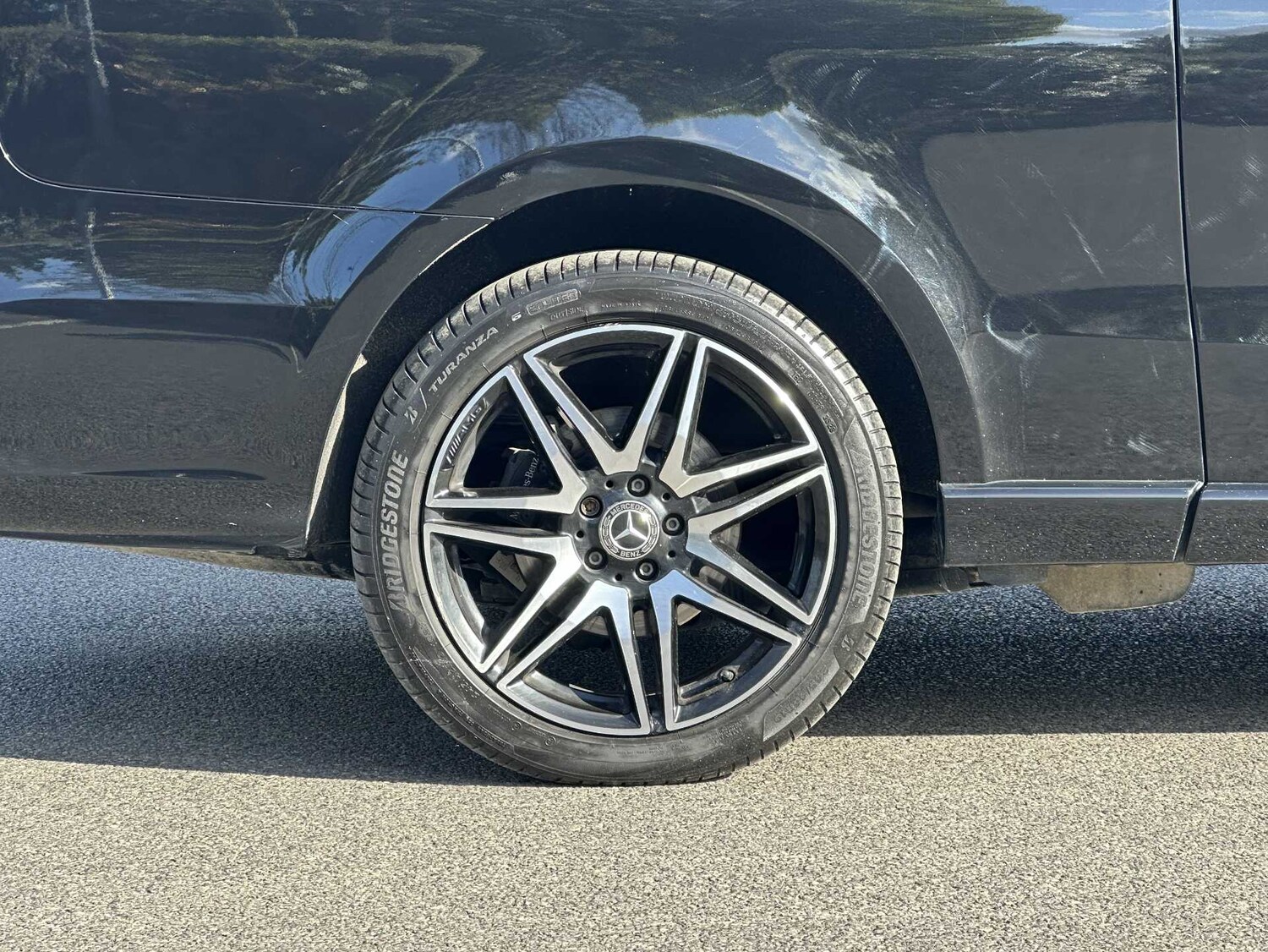 Used Mercedes-Benz V-Class 2023 for sale - 75818816: Photo 5