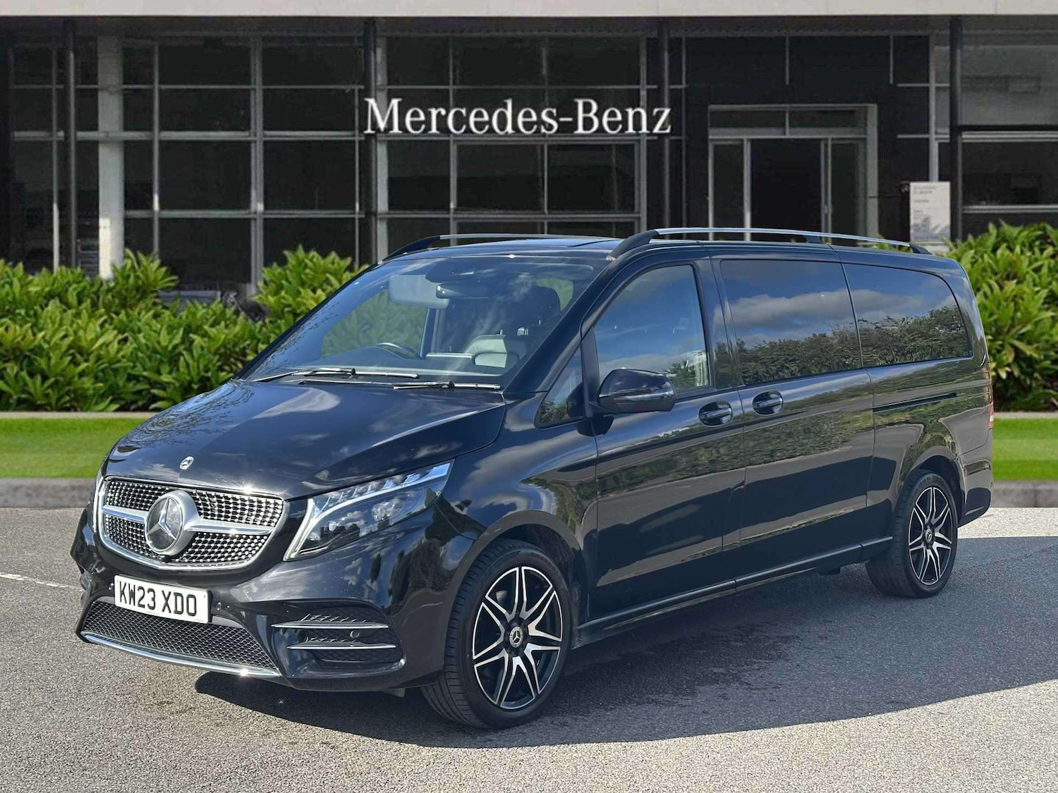 Used Mercedes-Benz V-Class 2023 for sale - 75818816: Photo 6