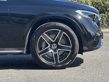 Used Mercedes-Benz GLC 2024 for sale - 75434938: Photo