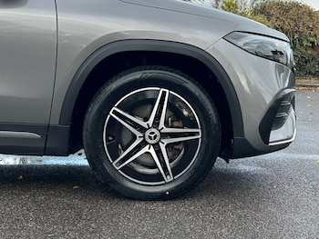 Used Mercedes-Benz EQA 2021 for sale - 76610603: Photo