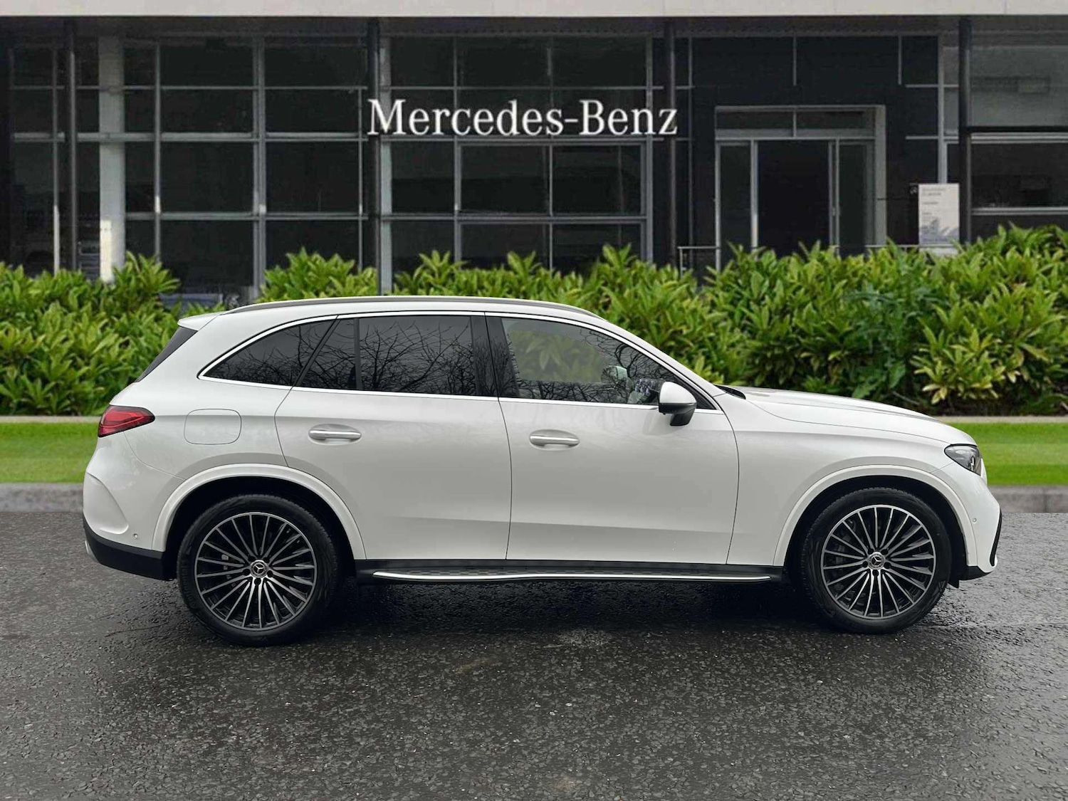 Used Mercedes-Benz GLC 2025 for sale - 77232975: Photo 4