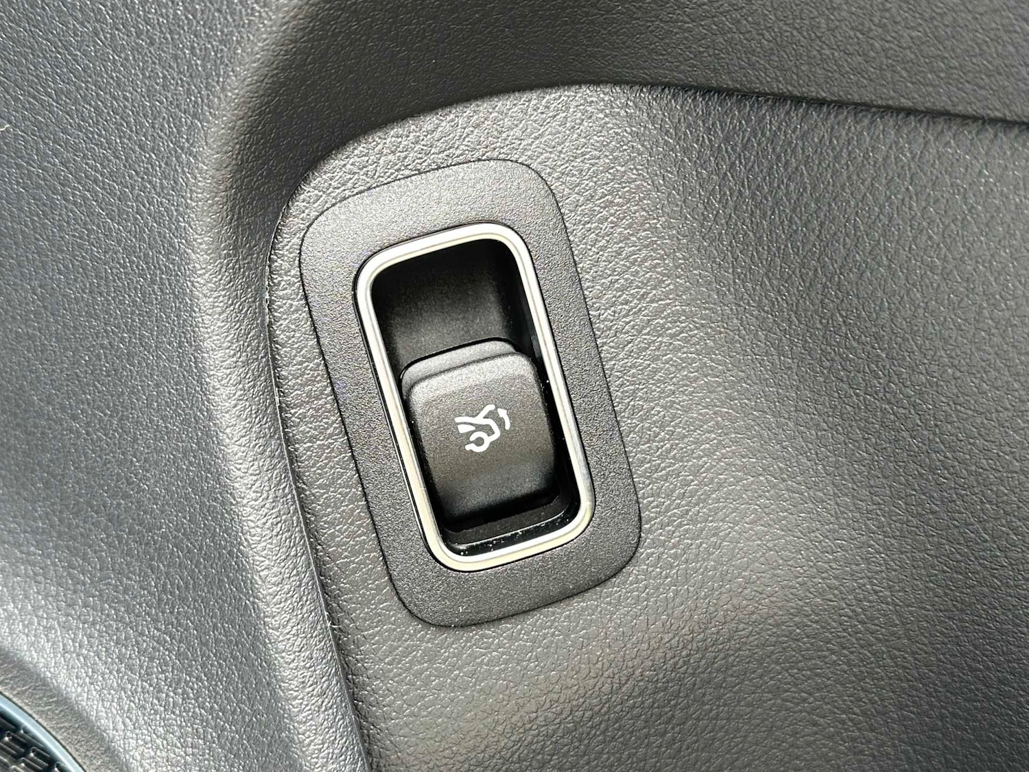 Used Mercedes-Benz CLA 2024 for sale - 78076851: Photo 25