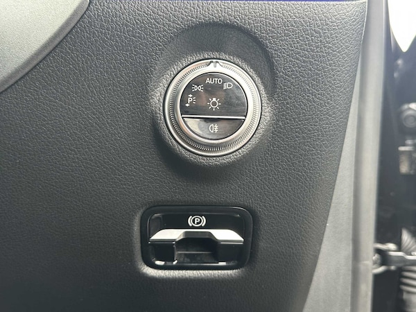 Used Mercedes-Benz C Class 2022 for sale - 76310803: Photo 26