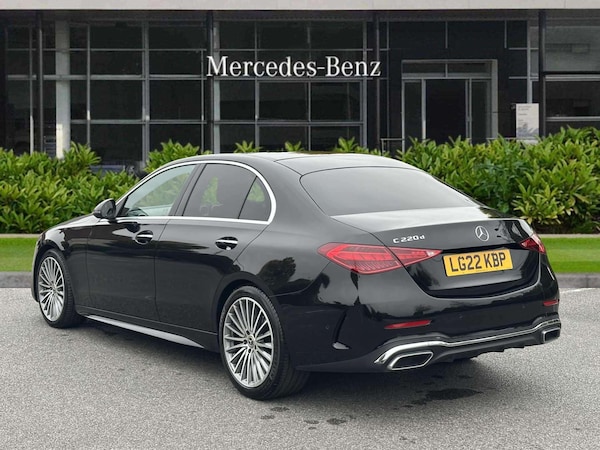 Used Mercedes-Benz C Class 2022 for sale - 76310803: Photo 2