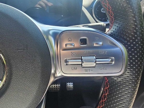 Used Mercedes-Benz GLA 2022 for sale - 76176900: Photo 26