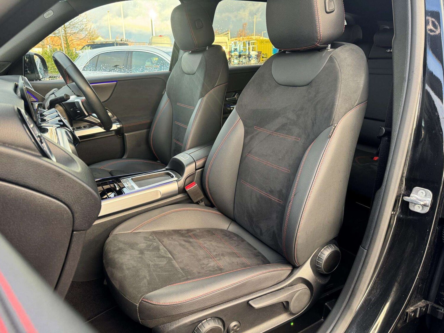 Used Mercedes-Benz GLB 2024 for sale - 77361271: Photo 22