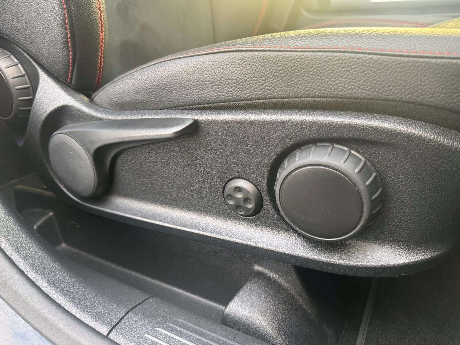 Used Mercedes-Benz GLB 2024 for sale - 77361271: Photo 29